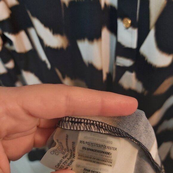 Calvin Klein longsleeve dress, size medium (M) - Picture 4 of 4